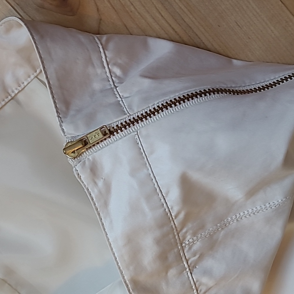 Shimmery White Flare Skirt Spanner - Picture 4 of 7